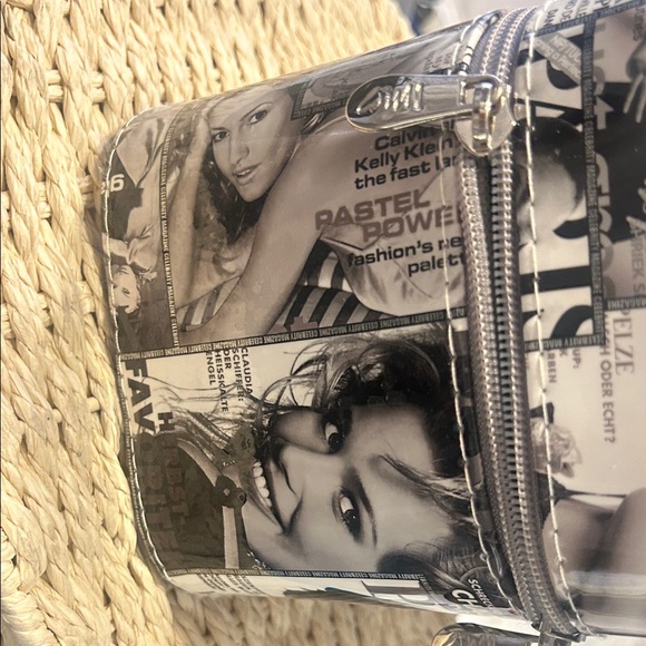 Paris Print Cosmetic Bag - Picture 4 of 8